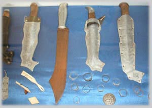 knives